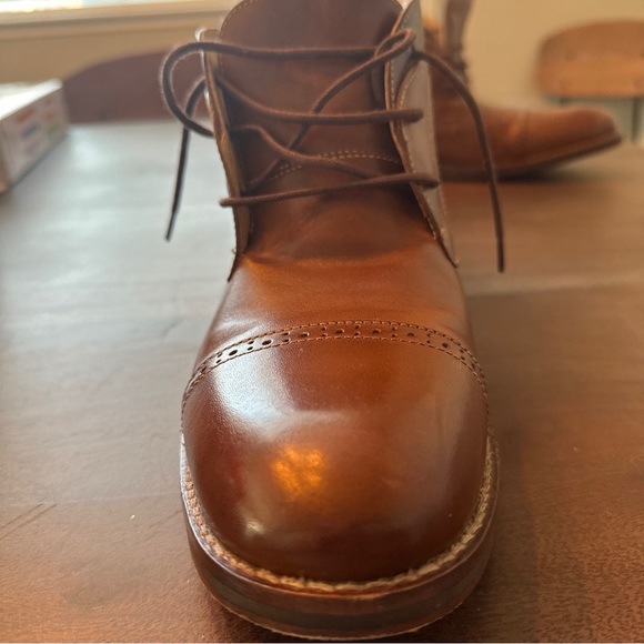 Johnston & Murphy Tan Full Grain Leather Cap Toe Chukka Men's Size 10M. - Picture 3 of 6